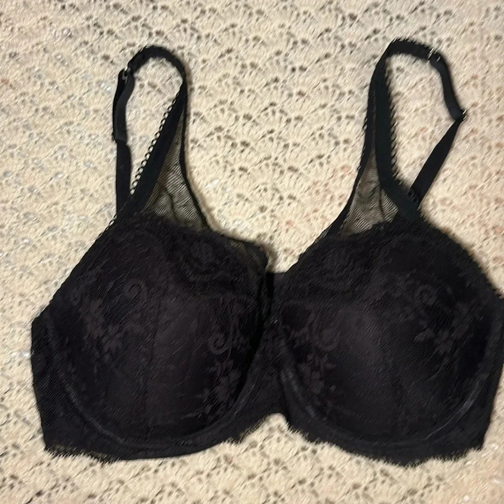 Victoria’s Secret Black Dream Angels Lace Demi Cup Bra size 34DD - Picture 1 of 8